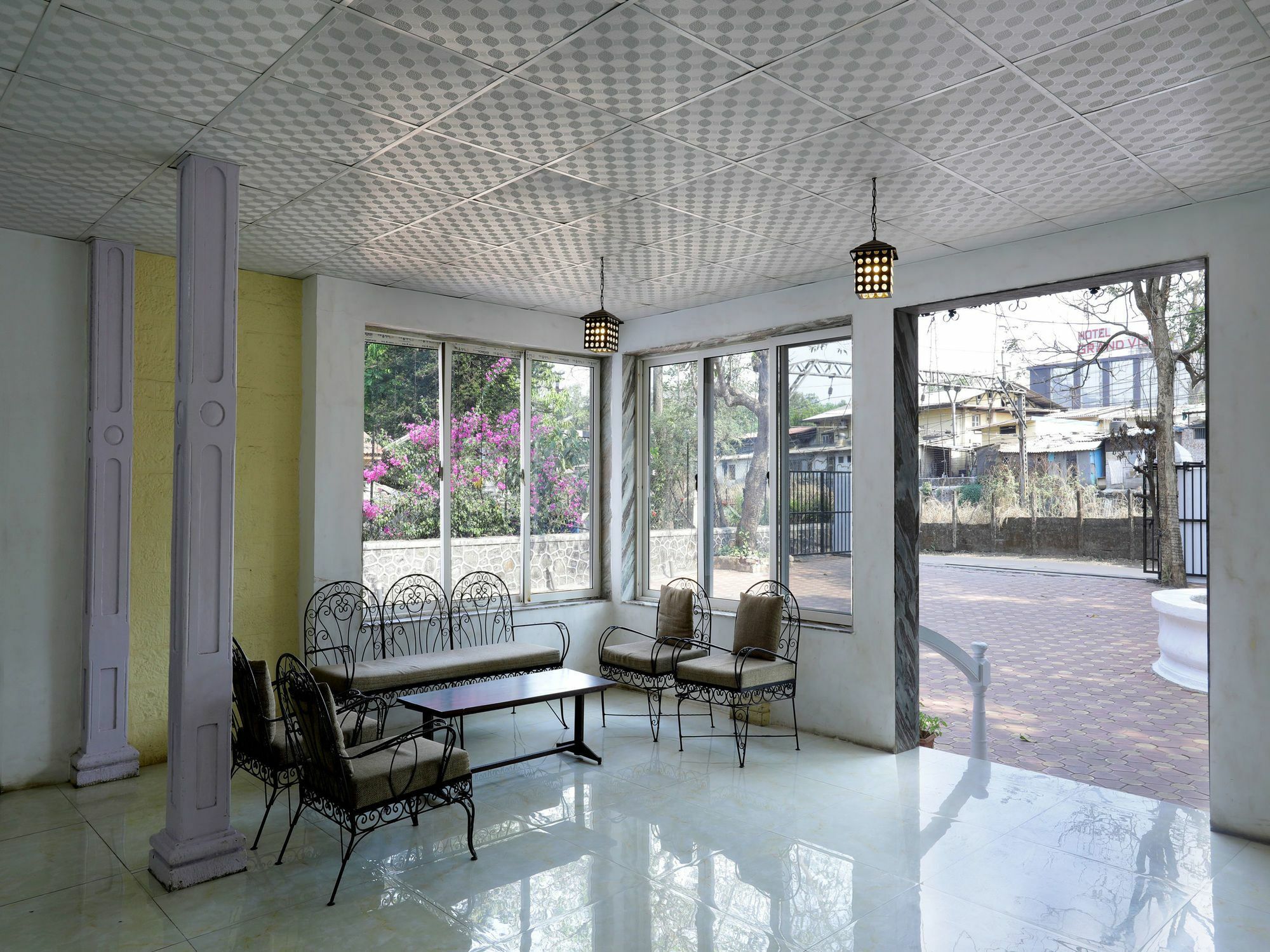 Oyo 11395 Hotel Ritz Heritage Lonavala Buitenkant foto